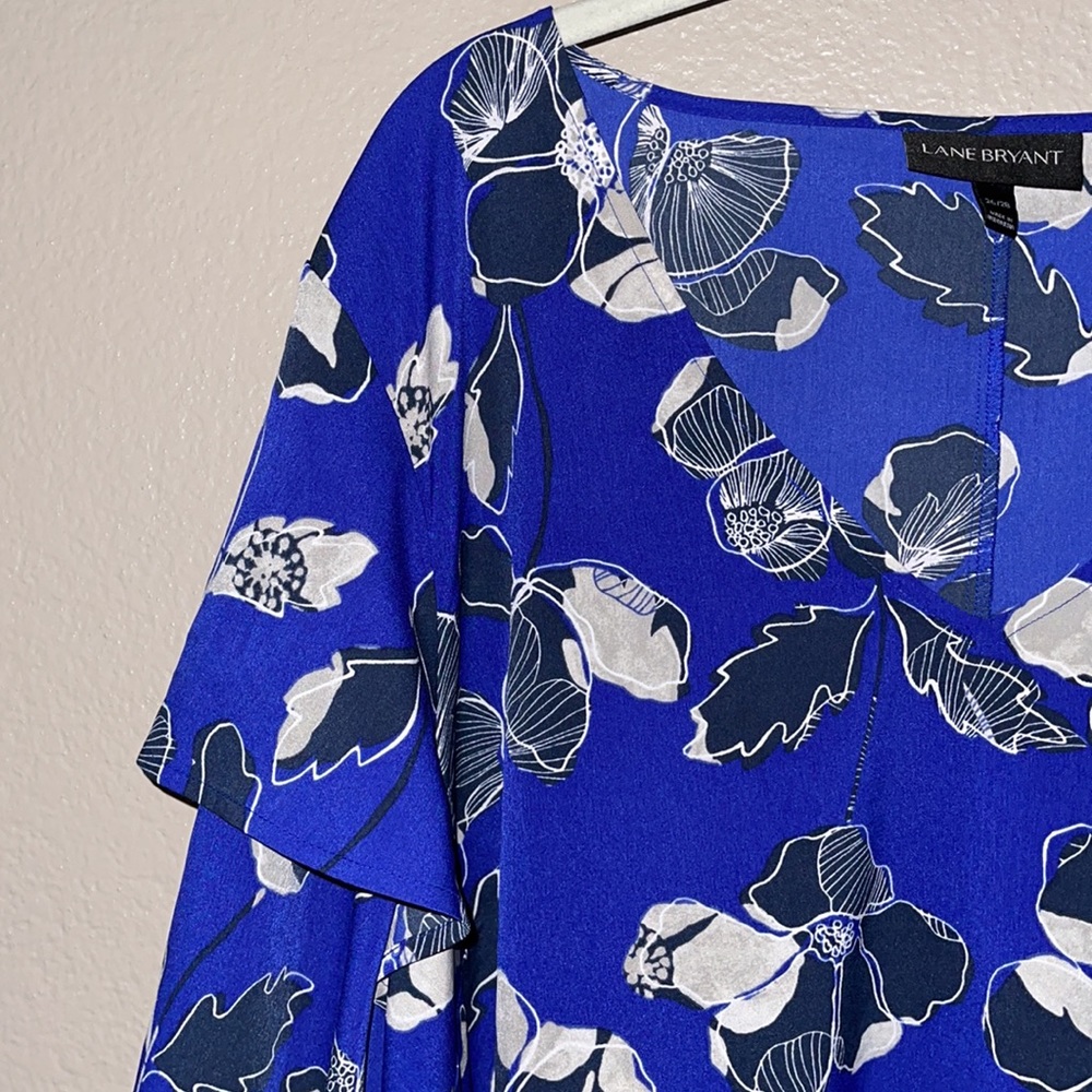 Beautiful Blouse Blue Floral Lane Bryant 26 28 Top - Picture 4 of 5
